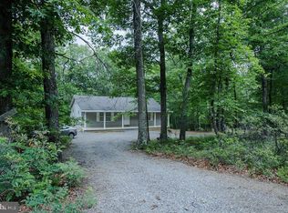 863 Red Fern Ln, Augusta, WV 26704