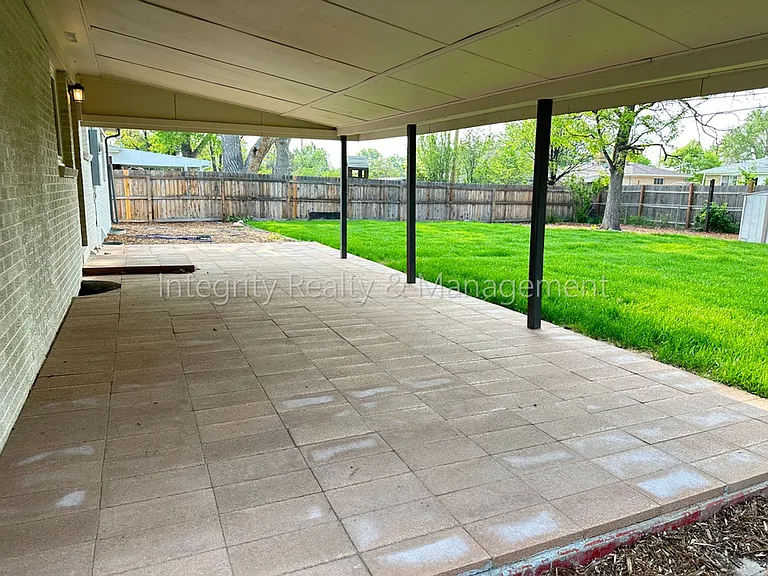 3092 W Layton Ave — Photo 33