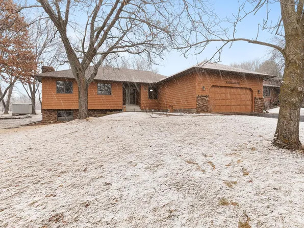 1954 W Highview Dr, Sauk Rapids, MN 56379