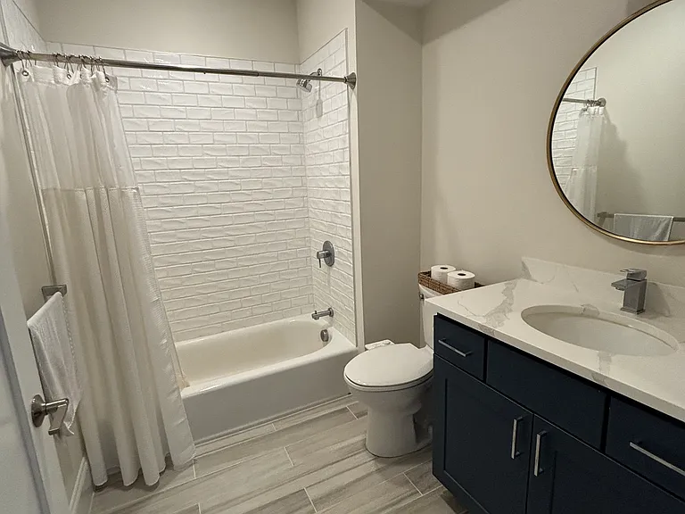 27 Washington St #302 — Photo 3