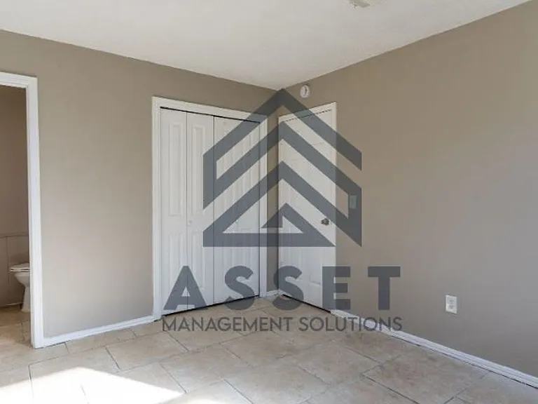 4613 Cinderella Dr — Photo 21
