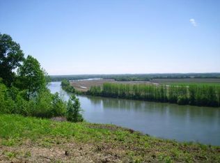 Chalk Bluff Ln, Morris chapel, TN 38361