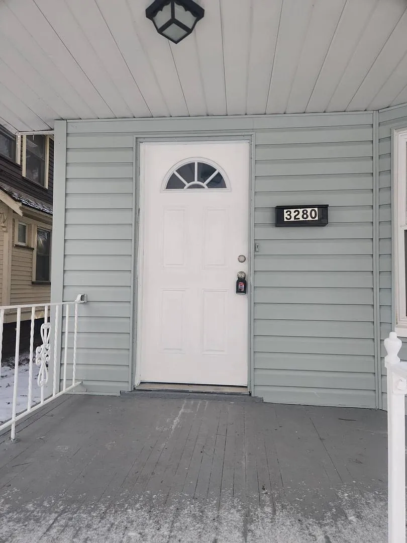 Building Photo - 3280 W 82nd St