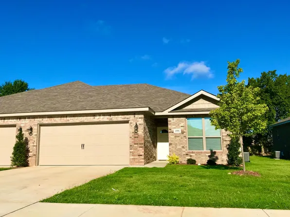 201 Alder St, Pea Ridge, AR 72751