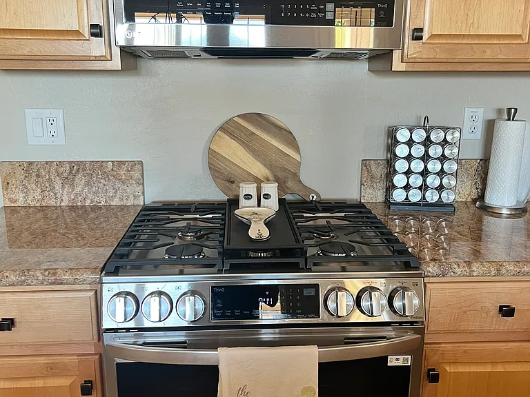 23321 N Las Positas Ct — Photo 9