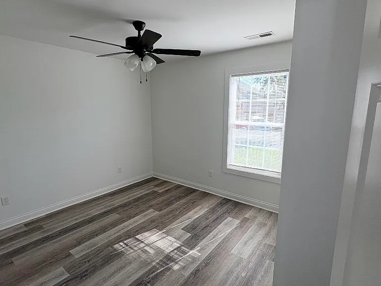 1266 Magnolia St — Photo 8