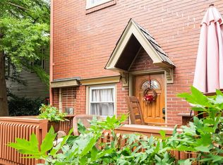 2220 Sarah St FLOOR 2, Pittsburgh, PA 15203