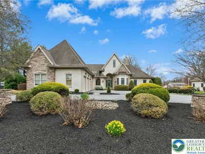 951 E Macada Rd, Bethlehem, PA, 18017