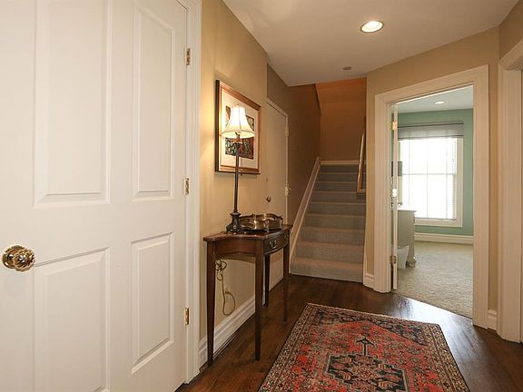 4th image of 1132 Belvedere St #B