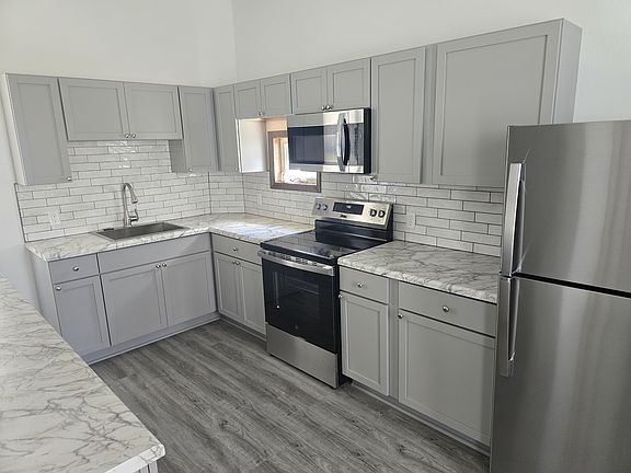 2nd image of 606 Avenue C #1