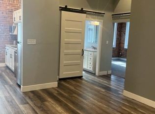 15 S Jackson St, Farmington, MO 63640