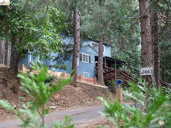 3rd image of 23663 Ontario Dr