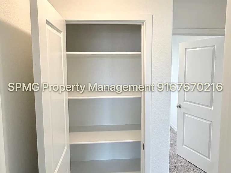 1910 Brunel St — Photo 24