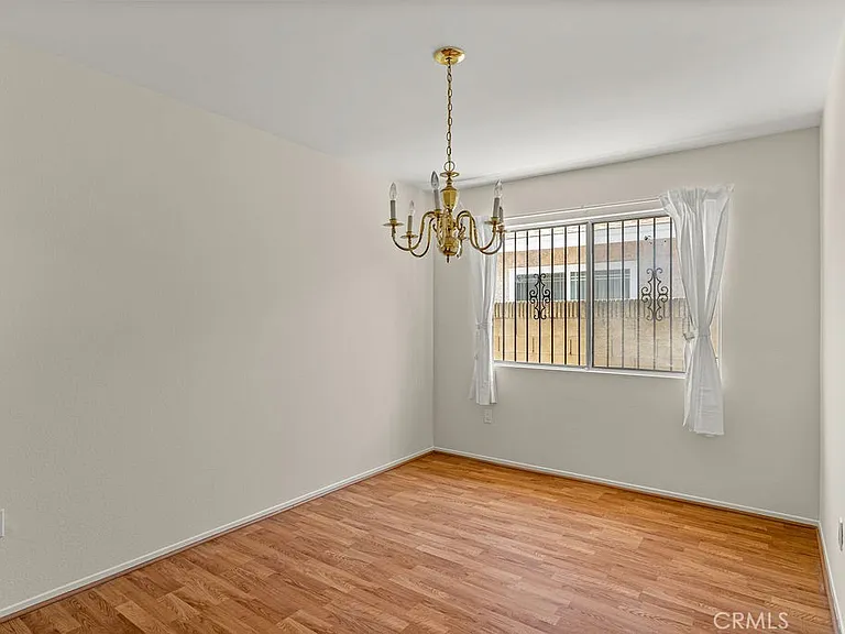 16831 S Mariposa Ave — Photo 7
