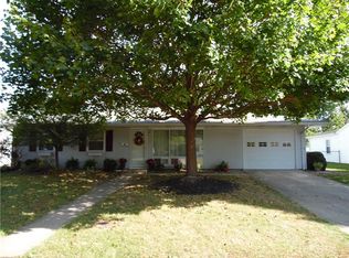 604 Willow Dr, Shelbyville, IN 46176