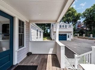 12 Crest Rd, Hull, MA 02045