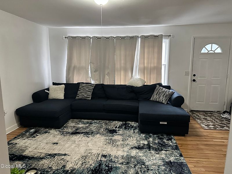 4th image of 217 Mount Hope Drive
