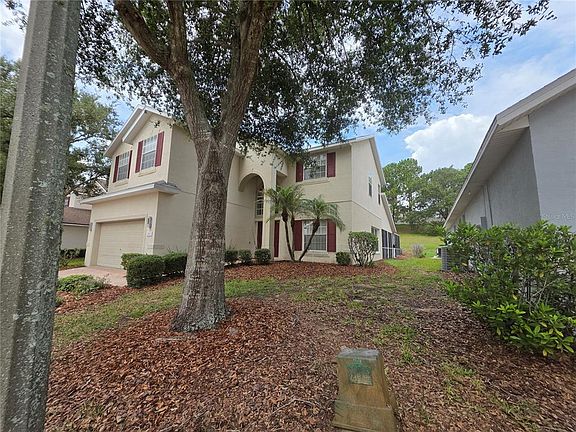 4th image of 143 E WINDSOR PLACE