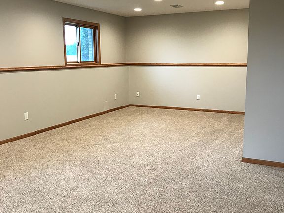 5th image of 214 Legion Field Rd