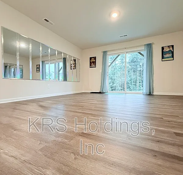 4136 Trevino Dr — Photo 4