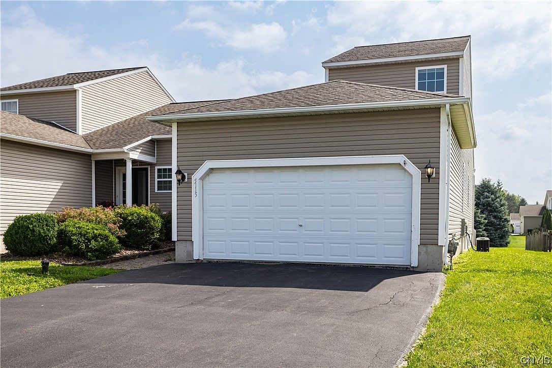 5115 Minuteman Ln, Liverpool, NY 13088 Zillow