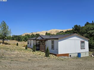 231 Marilyn St, Roseburg, OR 97470