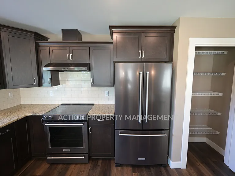 41 Victoria View St — Photo 7