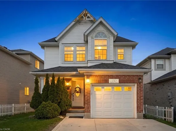 11 Patton Dr, Cambridge, ON N3C 4J6