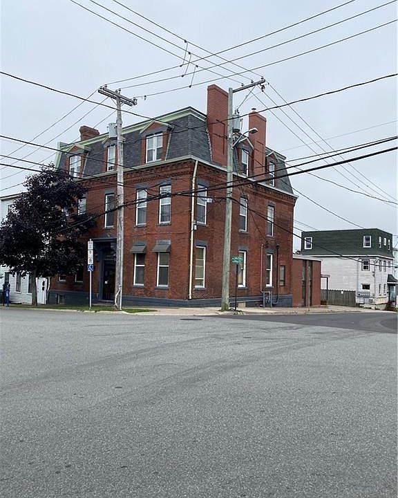 1st image of 101 Carleton St