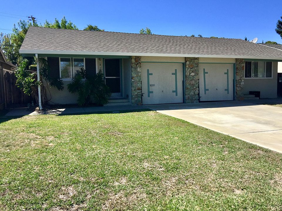 1st image of 493 Bevans Dr