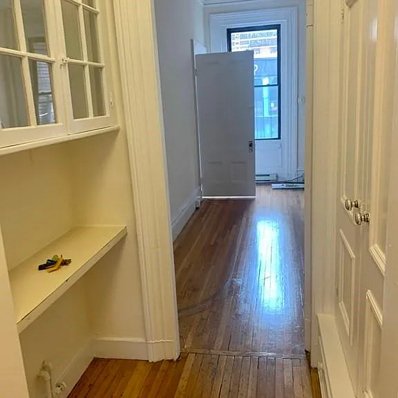 130 Newbury St #2 — Photo 5