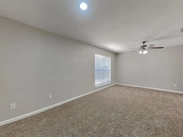2314 Pebbledowne Cir — Photo 10