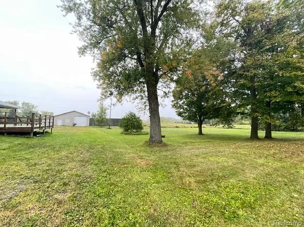 2753 E Snover Rd, Mayville, MI 48744