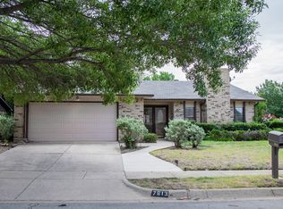 7613 Xavier Dr, Fort Worth, TX 76133