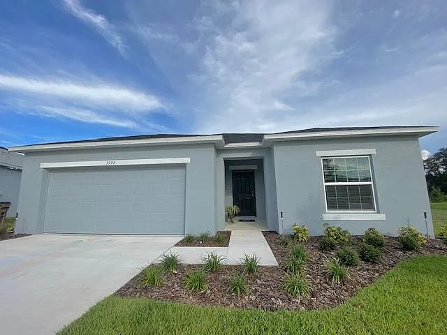 3992 Fescue St — Photo 3