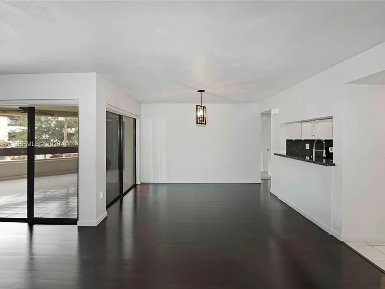 9020 SW 125th Ave #F303 — Photo 4
