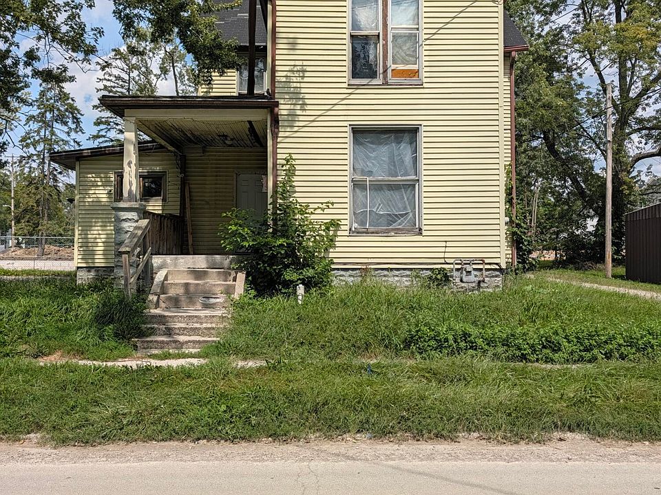 1st image of 817 E Eureka St
