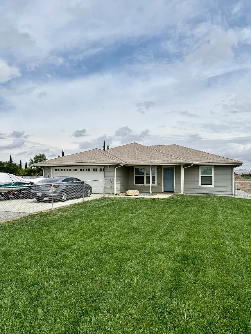 1310 N Belmont Road photo 1