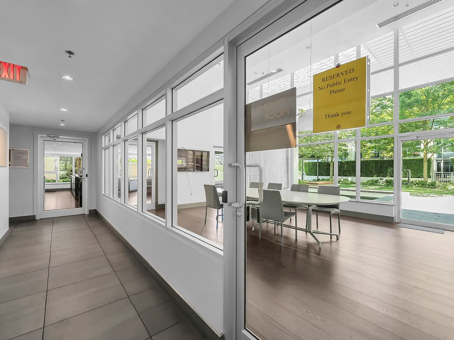 1 bed, 742 sqft, $2,250 — Photo 4