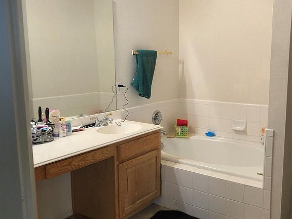 3rd image of 2509 Brook Dr