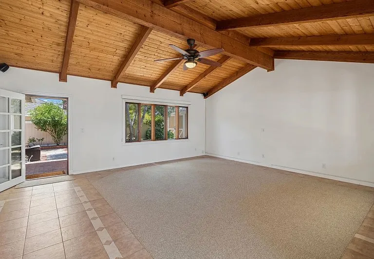 929 Junipero Dr — Photo 5