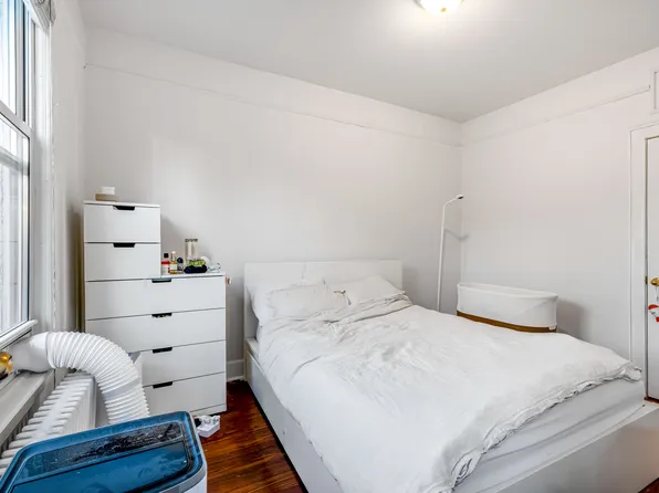 276 Ainslie Street image 8 of 14