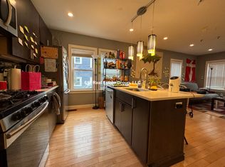 33 Thornton St FLOOR 2, Roxbury, MA 02119