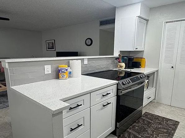 1235 S Highland Ave #D204