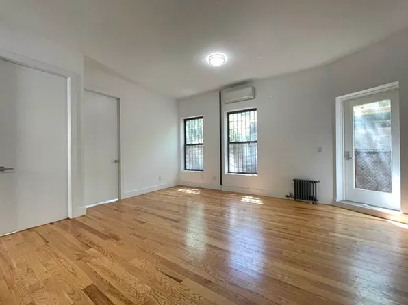 711 Nostrand Avenue image 4 of 14