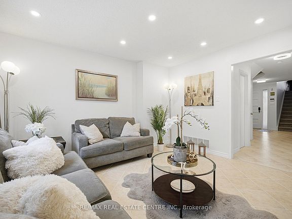 5th image of 6884 Edenwood Dr