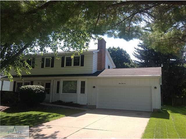 1st image of 819 E Crown Blvd