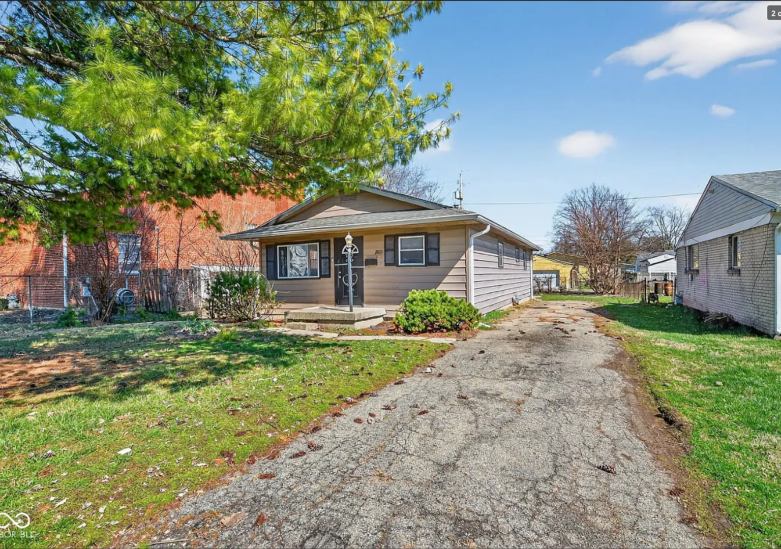 4 Bedroom Home — Photo 1