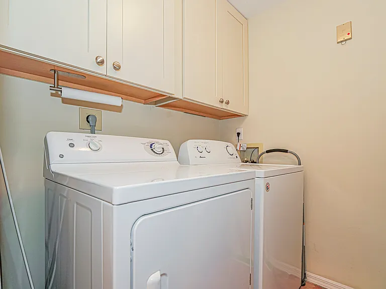 5060 Harmony Cir #304 — Photo 22