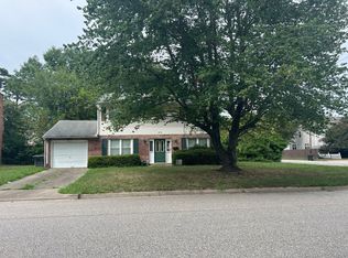 419 Fort Worth St, Hampton, VA 23669